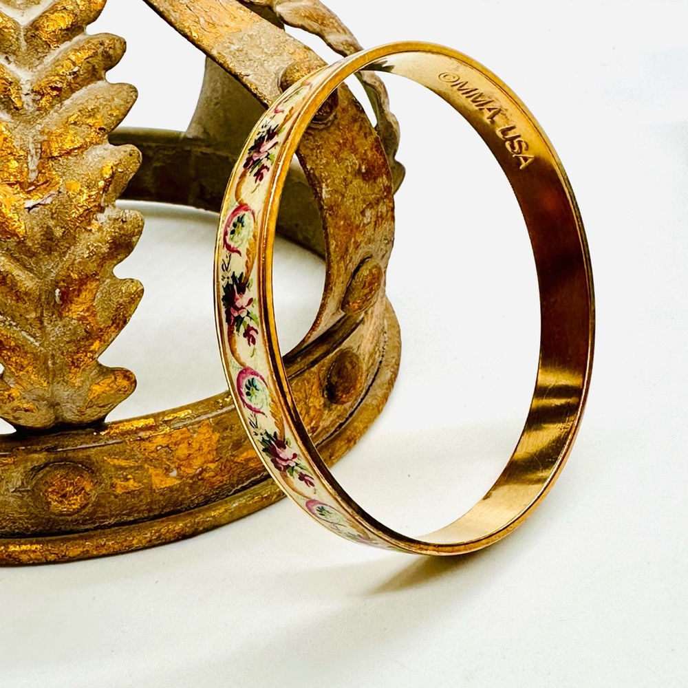 Vintage Floral Enamel Bangle